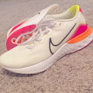 Nike Renew- gently used
